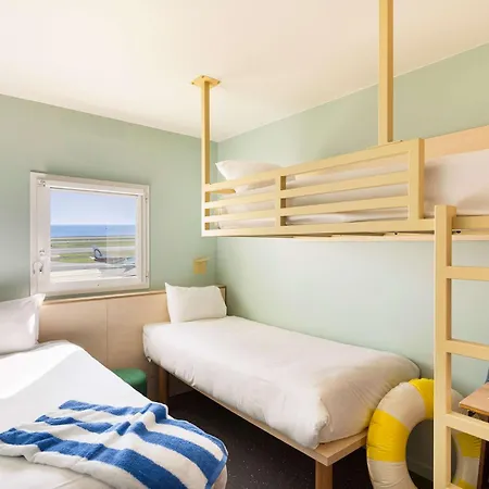 Greet Aeroport Promenade Des Hotell