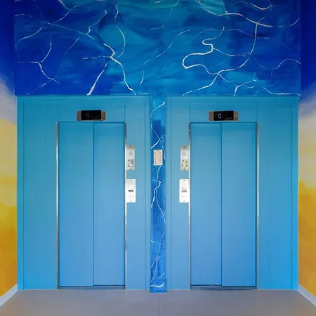 Greet Aeroport Promenade Des Hotell Nice