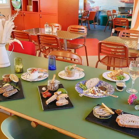 Hotel Premiere Classe - Promenade Des 2*