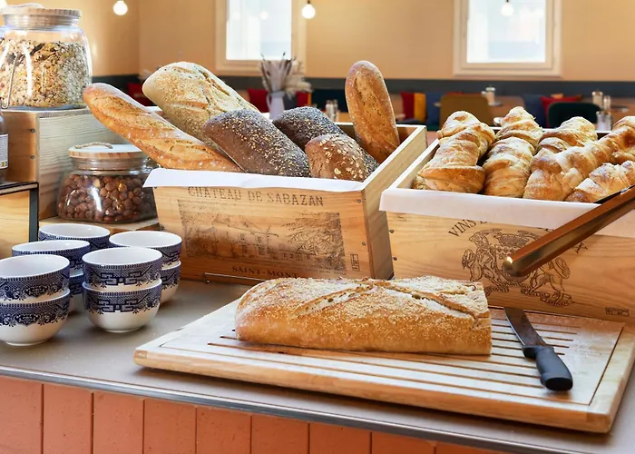 Greet Aeroport Promenade Des Hotell