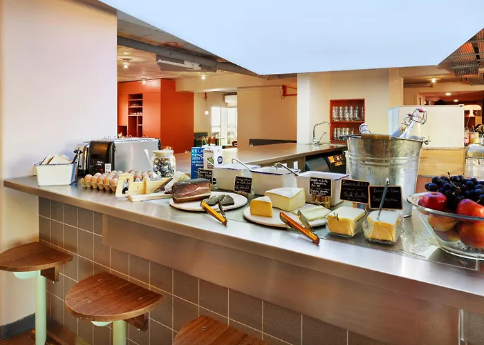 Hotell Greet Aeroport Promenade Des 2*