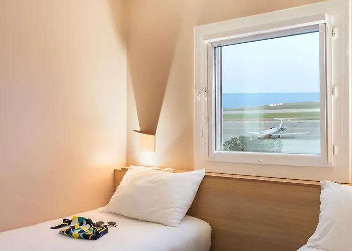 Greet Aeroport Promenade Des 2* Nice