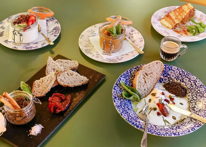 Greet Aeroport Promenade Des Hotell